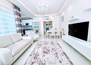 شقة مؤثثة - تصميم 1+2 - داخل مجمع فاخر - في منطقة مهموتلار / الانيا 