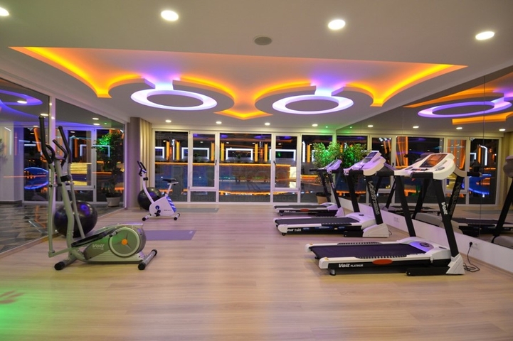 شقة فاخرة - ضمن مجمع 5 نجوم -في مهموتلار / الانيا 