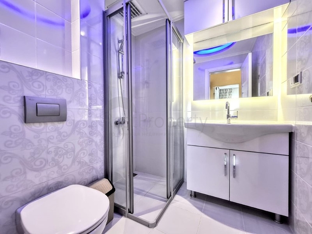 شقة فاخرة - ضمن مجمع 5 نجوم -في مهموتلار / الانيا 