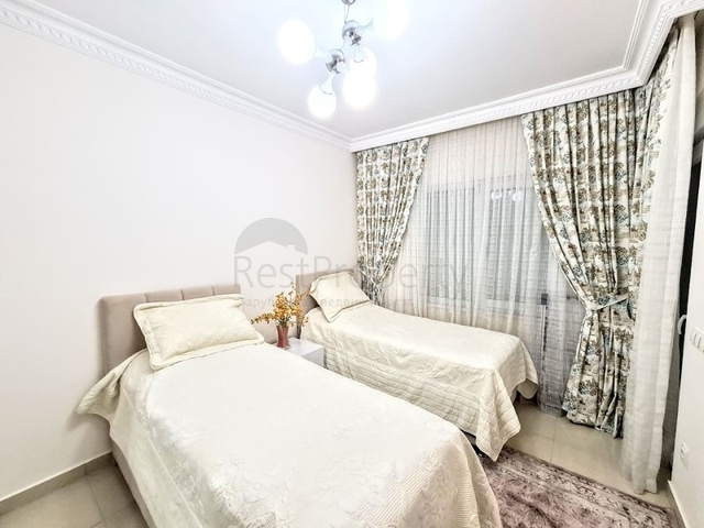 شقة فاخرة - ضمن مجمع 5 نجوم -في مهموتلار / الانيا 