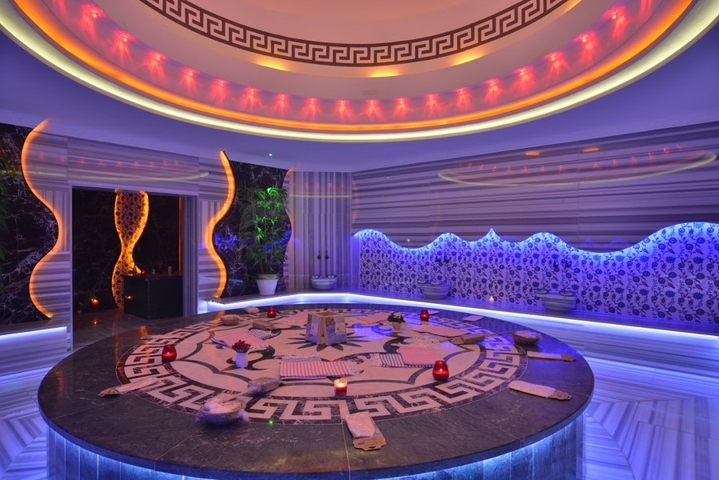 شقة فاخرة - ضمن مجمع 5 نجوم -في مهموتلار / الانيا 