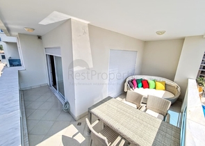 شقة فاخرة - ضمن مجمع 5 نجوم -في مهموتلار / الانيا 