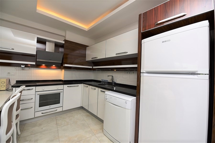 مجمع بخدمات مميزة - شقة تصميم 1+1 - في مهموتلار / الانيا 