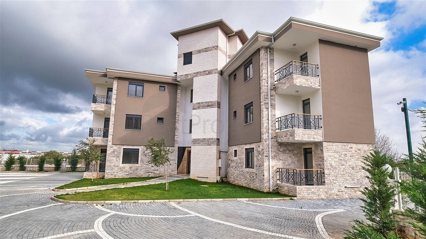 شقق 1 + 1 و 2 + 1 في دوشيميتي أنطاليا