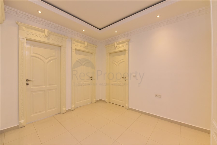 شقة 3 غرف وصالة - واسعة - في مركز مدينة الانيا