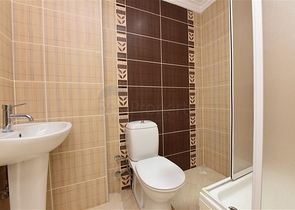 شقة 3 غرف وصالة - واسعة - في مركز مدينة الانيا