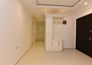 شقة 3 غرف وصالة - واسعة - في مركز مدينة الانيا