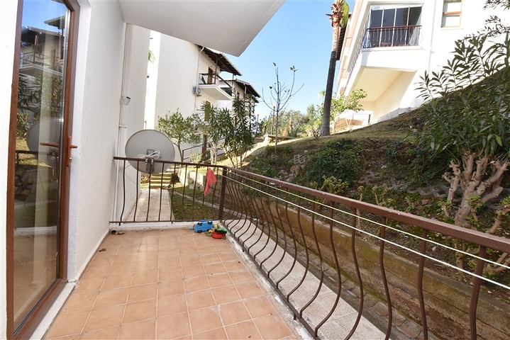 اطلالة بحر - شقة 3غرف وصالة - مفروشة - في كارجي جاك / الانيا 