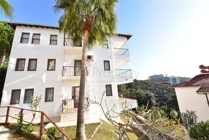 اطلالة بحر - شقة 3غرف وصالة - مفروشة - في كارجي جاك / الانيا 