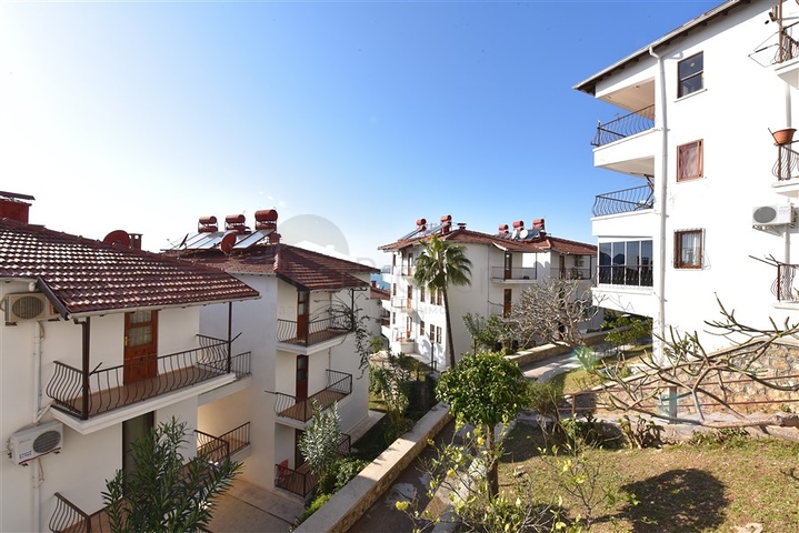 اطلالة بحر - شقة 3غرف وصالة - مفروشة - في كارجي جاك / الانيا 