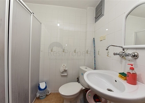 اطلالة بحر - شقة 3غرف وصالة - مفروشة - في كارجي جاك / الانيا 