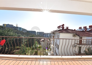 اطلالة بحر - شقة 3غرف وصالة - مفروشة - في كارجي جاك / الانيا 