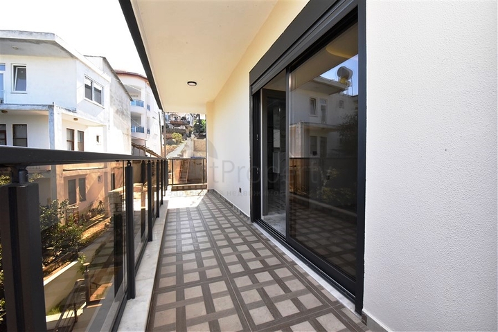 تصميم مميز وموقع استراتيجي -فلل فاخرة -5 غرف وصالة -اطلالة بحر -كارجي جاك / الانيا