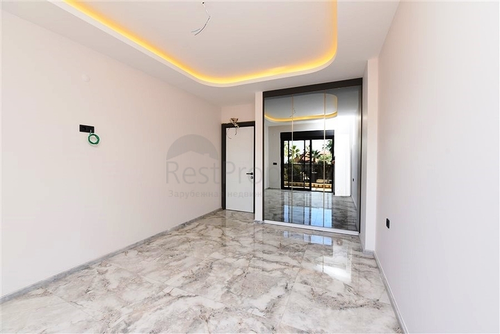 تصميم مميز وموقع استراتيجي -فلل فاخرة -5 غرف وصالة -اطلالة بحر -كارجي جاك / الانيا