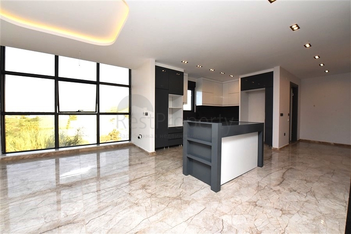 تصميم مميز وموقع استراتيجي -فلل فاخرة -5 غرف وصالة -اطلالة بحر -كارجي جاك / الانيا