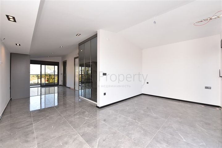 تصميم مميز وموقع استراتيجي -فلل فاخرة -5 غرف وصالة -اطلالة بحر -كارجي جاك / الانيا