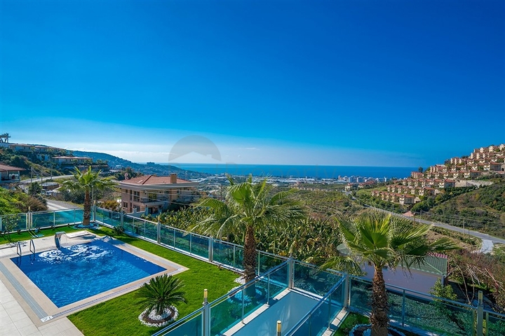 فلل باطلالة بحرية - تصميم انيق - في كارجي جاك / الانيا 