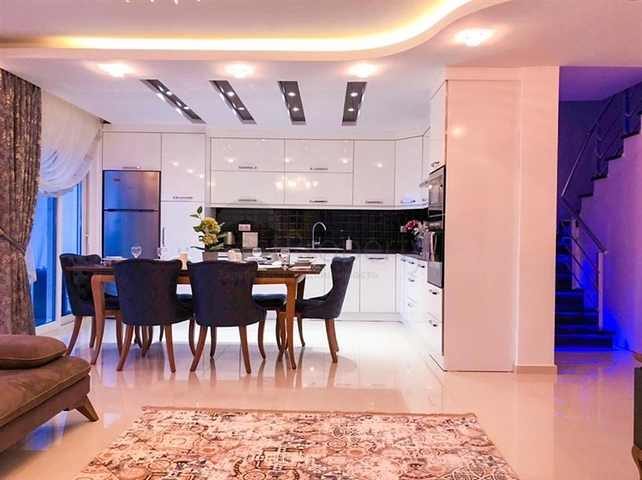 فلل باطلالة بحرية - تصميم انيق - في كارجي جاك / الانيا 