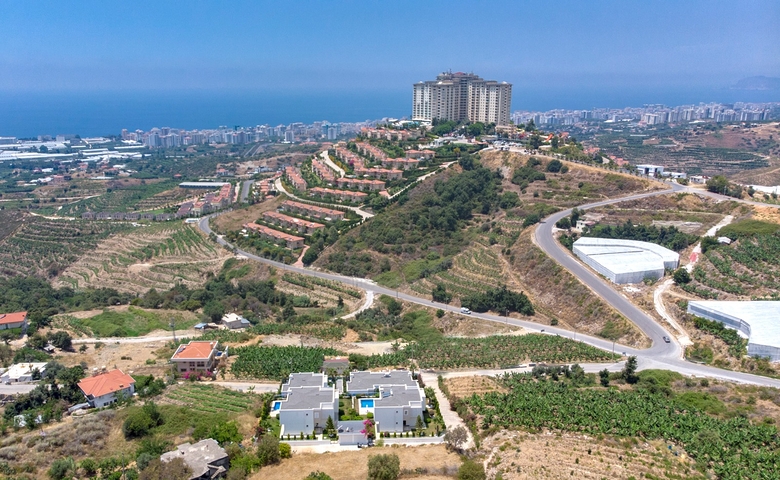 فلل باطلالة بحرية - تصميم انيق - في كارجي جاك / الانيا 