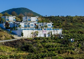 فلل باطلالة بحرية - تصميم انيق - في كارجي جاك / الانيا 