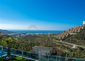 فلل باطلالة بحرية - تصميم انيق - في كارجي جاك / الانيا 