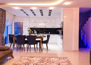 فلل باطلالة بحرية - تصميم انيق - في كارجي جاك / الانيا 