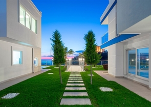 فلل باطلالة بحرية - تصميم انيق - في كارجي جاك / الانيا 