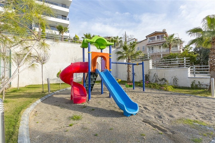 ضمن مجمع مميز - شقة باطلالة بحر -تصميم 1+1 - مؤثثة - في كارجي جاك / الانيا 