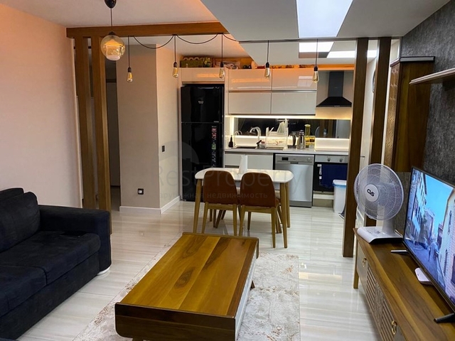 ضمن مجمع مميز - شقة باطلالة بحر -تصميم 1+1 - مؤثثة - في كارجي جاك / الانيا 