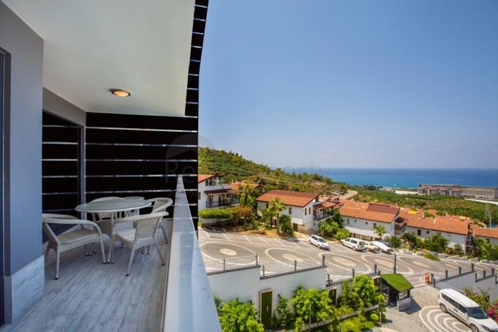 ضمن مجمع مميز - شقة باطلالة بحر -تصميم 1+1 - مؤثثة - في كارجي جاك / الانيا 