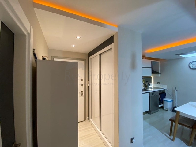 ضمن مجمع مميز - شقة باطلالة بحر -تصميم 1+1 - مؤثثة - في كارجي جاك / الانيا 