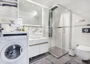 ضمن مجمع مميز - شقة باطلالة بحر -تصميم 1+1 - مؤثثة - في كارجي جاك / الانيا 