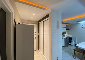 ضمن مجمع مميز - شقة باطلالة بحر -تصميم 1+1 - مؤثثة - في كارجي جاك / الانيا 