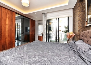 على البحر مباشرة - شقة 3 غرف وصالة -اثاث فاخر - في كاستل / الانيا 