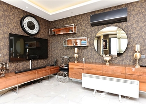 على البحر مباشرة - شقة 3 غرف وصالة -اثاث فاخر - في كاستل / الانيا 