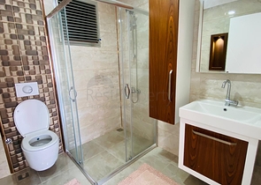 شقق واسعة - تصميم 2 غرفة وصالة - مجمع فاخر - في مهموتلار / الانيا 