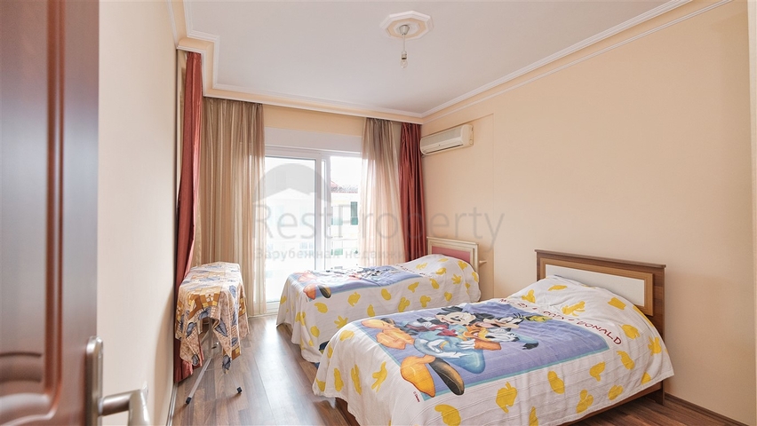 بنتهاوس واسع 5 + 1 مع أثاث على مسافة قريبة من البحر