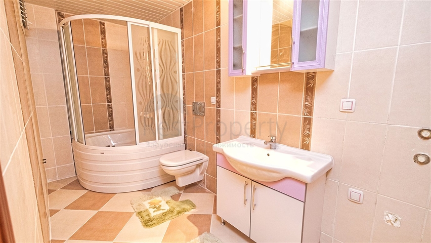 بنتهاوس واسع 5 + 1 مع أثاث على مسافة قريبة من البحر