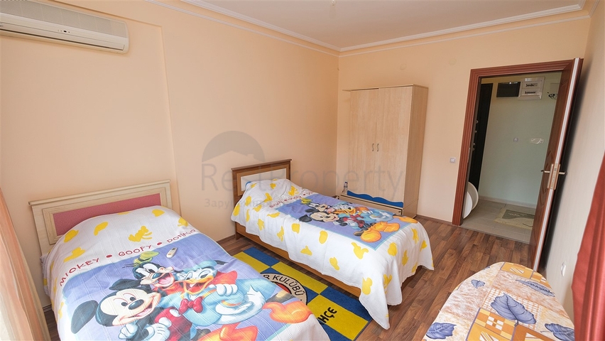 بنتهاوس واسع 5 + 1 مع أثاث على مسافة قريبة من البحر