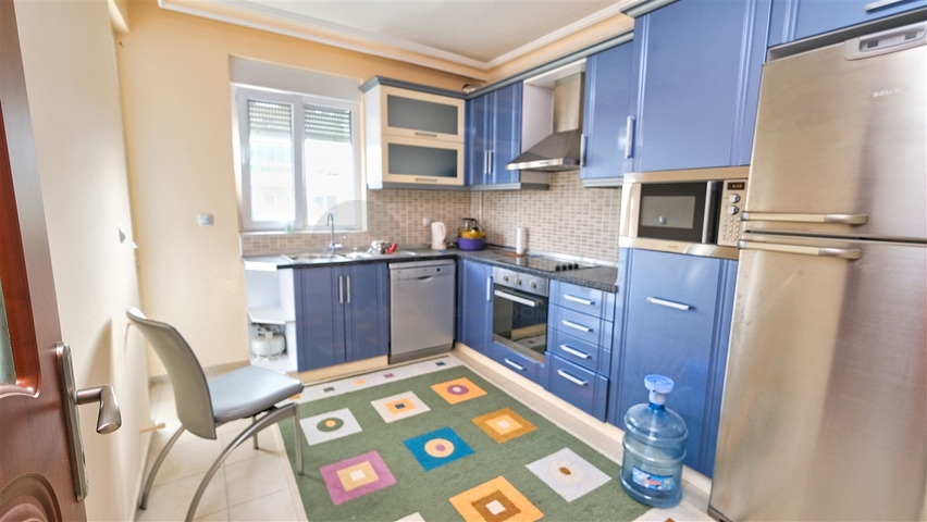 بنتهاوس واسع 5 + 1 مع أثاث على مسافة قريبة من البحر