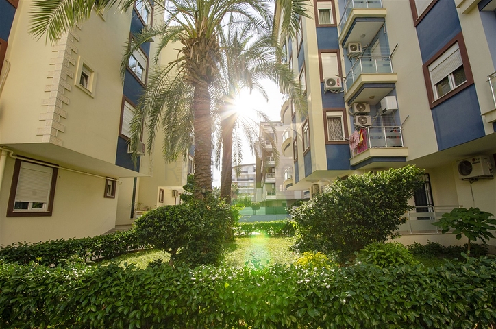 بنتهاوس واسع 5 + 1 مع أثاث على مسافة قريبة من البحر