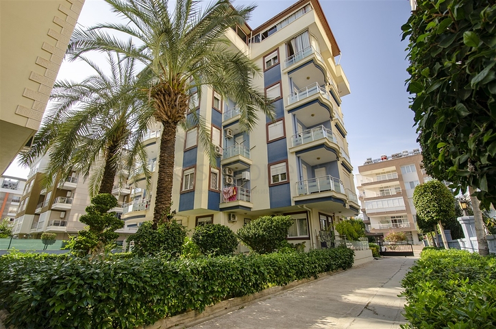 بنتهاوس واسع 5 + 1 مع أثاث على مسافة قريبة من البحر