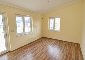 بنتهاوس واسع 5 + 1 مع أثاث على مسافة قريبة من البحر