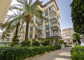 بنتهاوس واسع 5 + 1 مع أثاث على مسافة قريبة من البحر