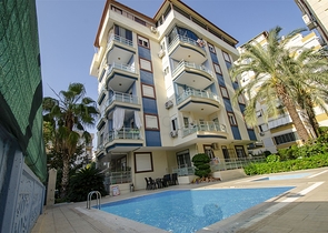 بنتهاوس واسع 5 + 1 مع أثاث على مسافة قريبة من البحر