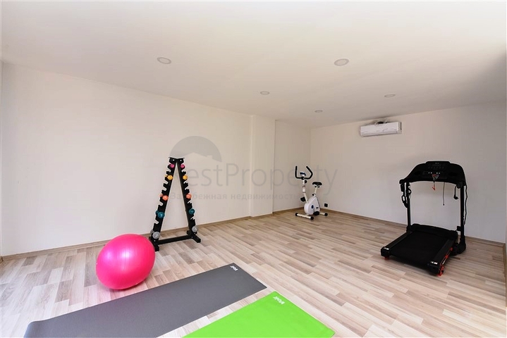 100 متر الى شاطئ كليوباترا - شقة غرفة وصالة - في مركز الانيا 