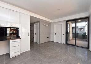 100 متر الى شاطئ كليوباترا - شقة غرفة وصالة - في مركز الانيا 