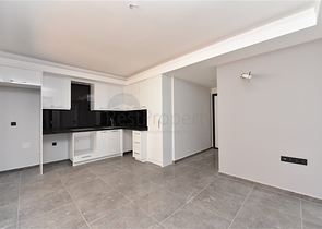 100 متر الى شاطئ كليوباترا - شقة غرفة وصالة - في مركز الانيا 