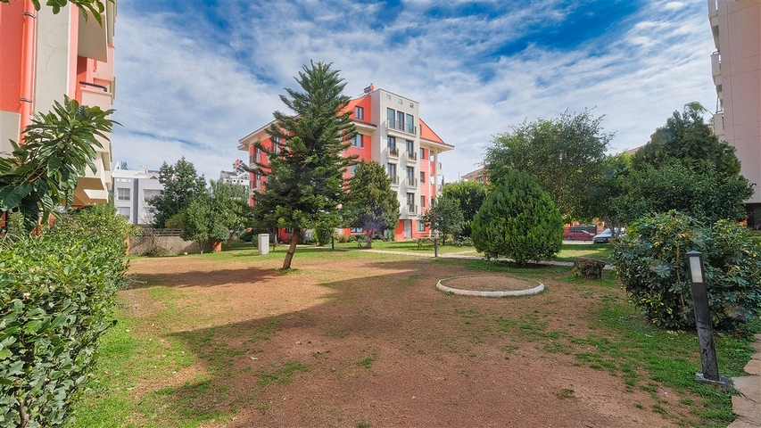 شقة واسعة 3 + 1 في ألتينكوم أنطاليا