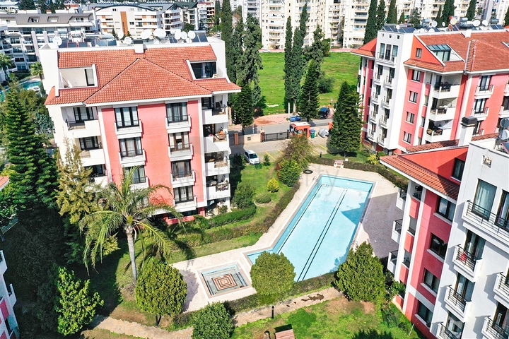 شقة واسعة 3 + 1 في ألتينكوم أنطاليا